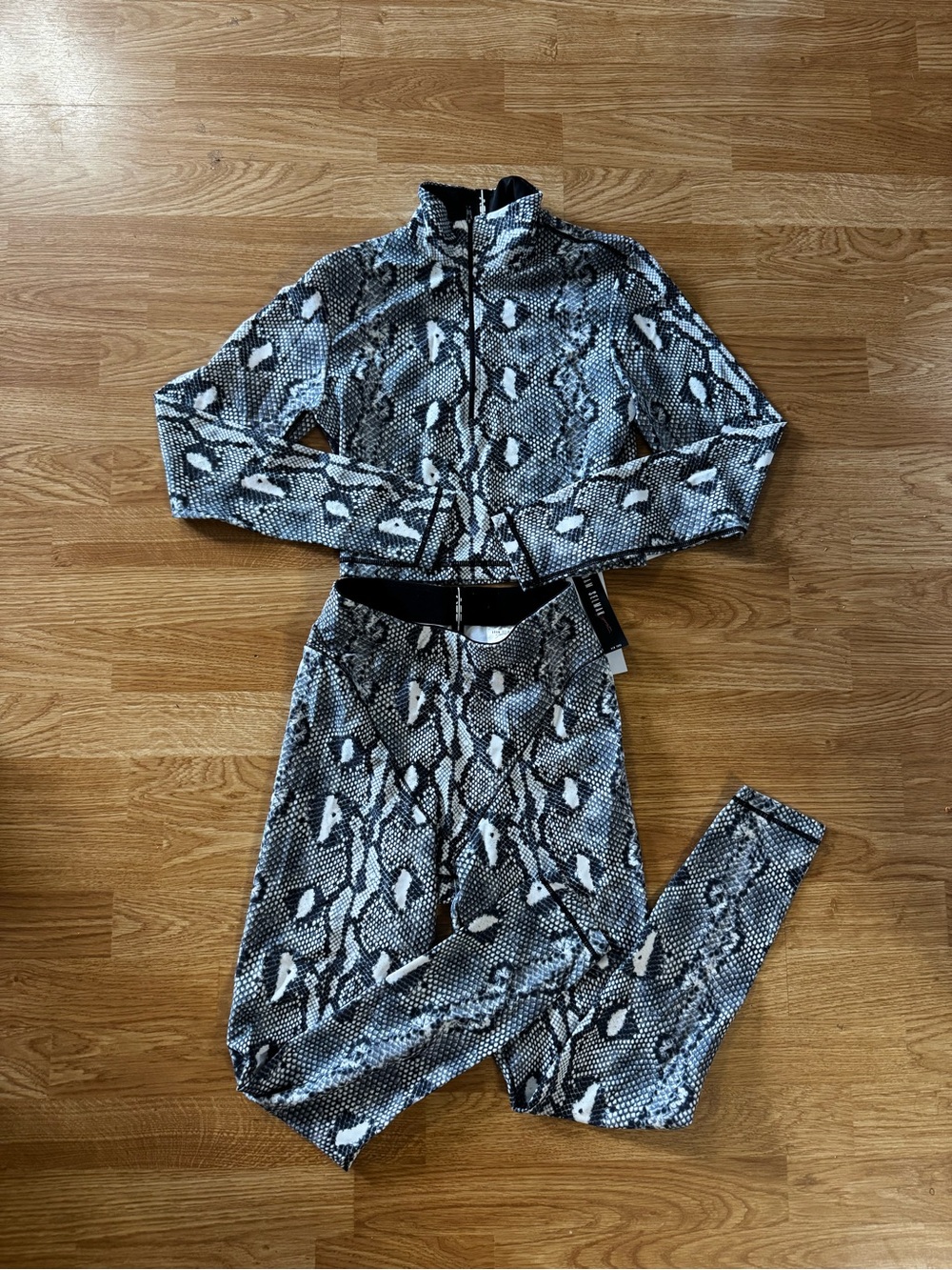 Adam Selman Sport set size small NWT